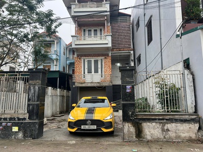 Siêu phẩm nhà đẹp giá rẻ - ô tô để sân - ở hay kinh doanh đều đẹp 1