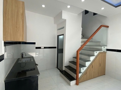 Chỉ nhỉnh 2 tỷ sơ hữu ngay nhà lạc long quân - tân bình - 20m2 2pn 1