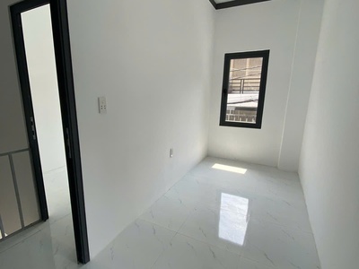 Chỉ nhỉnh 2 tỷ sơ hữu ngay nhà lạc long quân - tân bình - 20m2 2pn 3