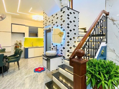 Bán nhà quang trung 40m2, gần vincom, coopmart nhỉnh 4 tỉ 2