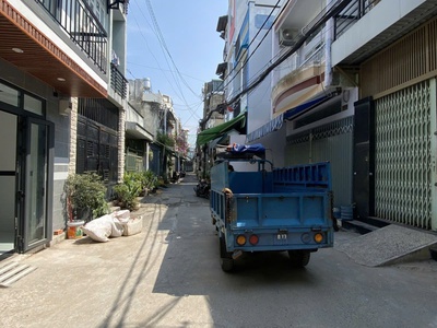 Chỉ nhỉnh 2 tỷ sơ hữu ngay nhà lạc long quân - tân bình - 20m2 2pn 4