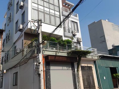 Bán nhà hoàng quốc việt  phân lô- otô tránh 2thoáng 68m 5tầng 17.5tỷ 0