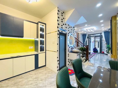 Bán nhà quang trung 40m2, gần vincom, coopmart nhỉnh 4 tỉ 3