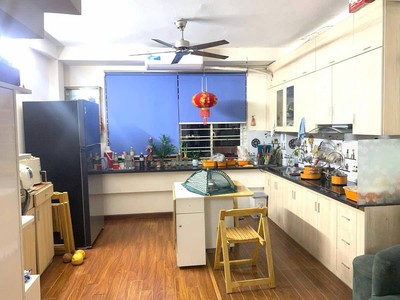 Chính chủ bán gấp nhà ngõ ô tô, k.doanh 144 quan nhân, thanh xuân. dt: 45m2, 5 tầng, mt 4,5 m. 11,3 3