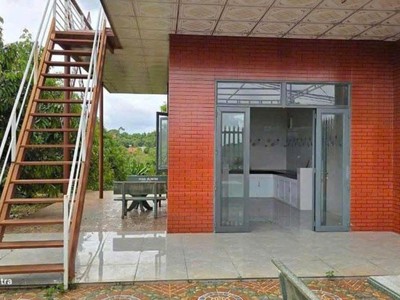 Cần bán gấp nhà cấp 4 có điện nước đầy đủ dọn vào ở ngay được vườn sầu riêng 300 cây 3