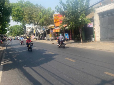 Chủ cần tiền bán căn mt phạm thế hiển p4q8 , dt 54.3m2, 2 tầng. chỉ 7.1 tỷ. 4