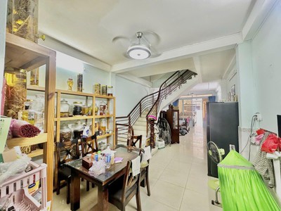 Hàng hiếm,2tầng,75m2 hxh 5m,ngã 5 chuồng chó quang trung gò vấp 5.8tỷ. 2