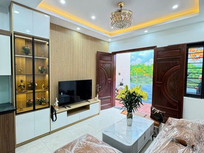 Cổ linh- long biên nhà mới full nội thất- ô tô đỗ cửa 30m2 x 5  tầng mặt tiền 3.7m, 6.75 tỷ. 1