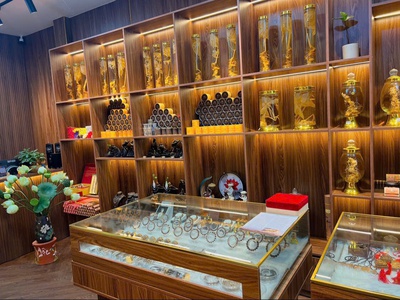 Hót - chính chủ sang nhượng nhanh toàn bộ cửa hàng trầm hương tại 74 phố hào nam, chợ dừa, đống đa, 2