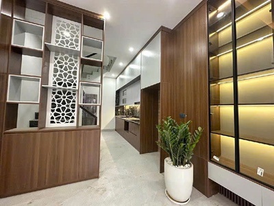 Nhà mới đẹp cự khối 35 m2 x 5 tầng mặt tiền 3.5m, 6.5 tỷ long biên. 4