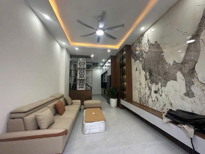 Nhà mới đẹp cự khối 35 m2 x 5 tầng mặt tiền 3.5m, 6.5 tỷ long biên. 1