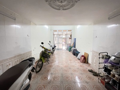 Bán mặt phố giáp bát-hoàng mai, kd vp, dt 54 m, 4 tầng, mt 4 m, giá nhỉnh 12 tỷ. 0