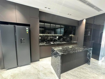 Bán nhà ngọc lâm-diện tích 85m-6 tầng-thang máy,nở hậu,ngõ thông-ôtô vào nhà,giá 21.xtỷ 3