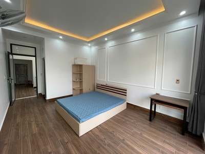 Cho thuê nhà Văn Cao, 4 p.ngủ khép kín, nội thất cao cấp. 8