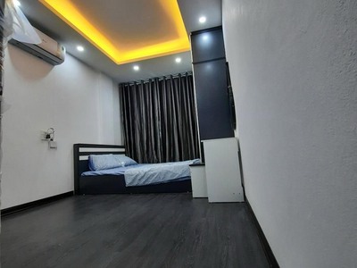Bán chung cư mini doanh thu 180 triệu/tháng   ô tô 7 chỗ đỗ tận nhà   mặt tiền rộng   khu vip cầu 0