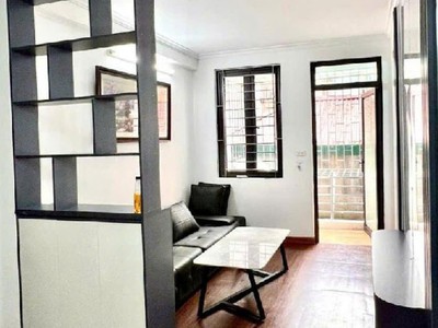 Cc. bán ccmn lô góc đường láng, đống đa - 70m , tầng 3, giá 2.65 tỷ 0