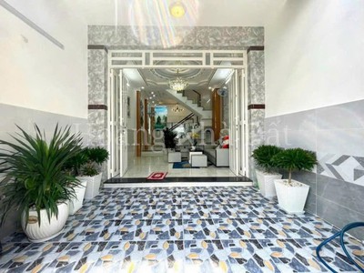 Nhà hẻm xe hơi huỳnh tấn phát, 3 tầng, 5.3 tỷ, tặng nội thất 0