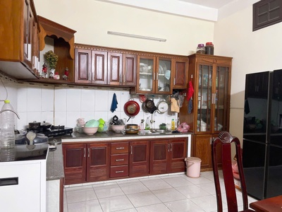 Bán nhà 3 tầng, tặng nội thất gỗ,100m2, đường 7m5 cạnh đh duy tân, liên chiểu, chỉ 4.75 tỷ 1