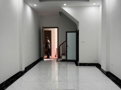 Bán nhà chùa quỳnh - hai bà trưng, ngõ thông, thoáng trước sau - ở sướng - dt 40m - mt4m 7 tỷ 0