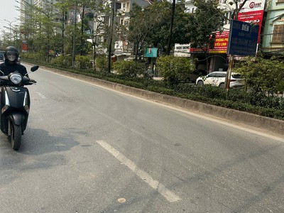 Chính chủ muốn bán nhanh mảnh đất mặt chợ quốc lộ 32 - phùng ô tô tránh - diện tích 44m - mặt tiền 2