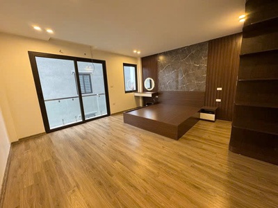 Nhà mới- ô tô đỗ cổng vào nhà phố đàm quang trung- long biên  42m2, 6 tầng 9.9 tỷ. 2