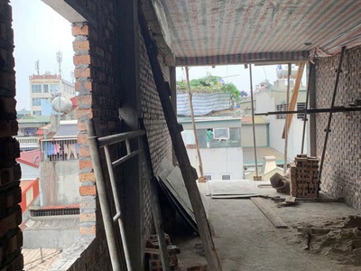 Nhà mới  vũ xuân thiều-long biên 45m2  6 tầng mặt tiền 3.5m x 7.6 tỷ. 0