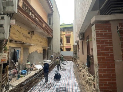 Nhà mới  vũ xuân thiều-long biên 45m2  6 tầng mặt tiền 3.5m x 7.6 tỷ. 3