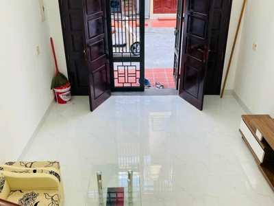 Bán nhà 3 tầng mặt phố Đoàn Thị Điểm, ph Quang Trung, TP HD, 39m2, mt 3.7m, 3 ngủ, 2 vs 1