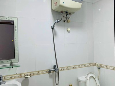 Bán nhà 3 tầng mặt phố Đoàn Thị Điểm, ph Quang Trung, TP HD, 39m2, mt 3.7m, 3 ngủ, 2 vs 7