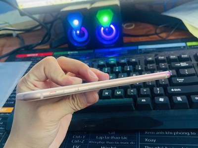 Iphone 8 plus zin đẹp 64gb Gold giá rẻ 3