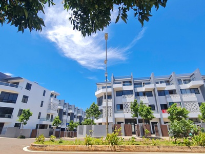 Nhà phố kđt thành phố cà phê đường 23m, view bảo tàng giá tốt chỉ 9.x tỷ 0
