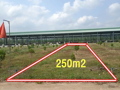  Bán đất BÌNH DƯƠNG - 250M  giá chỉ 690 TRIỆU  0