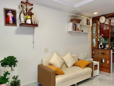 Cực hiếm bán nhà 3 tầng một đời chủ, hxh 7m đường tx22, giá chưa tới 2tỷ 2