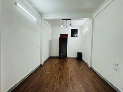 phân lô ô bàn cờ - ô tô tránh - kinh doanh - sổ hoa hậu - hiếm nhà bán dt 30m x 4t giá 8,4 tỷ 3