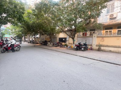 Hot - bán ks 3  phố vũ trọng phụng - thanh xuân, 103m 8 tầng, giá cực sốc chỉ 69 tỷ 0