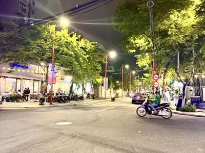 Nhà 2 tầng khu phố tây an thượng - giá chỉ 10 tỷ . 4