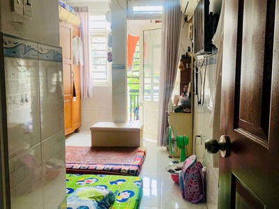 Cực hiếm bán nhà 3 tầng một đời chủ, hxh 7m đường tx22, giá chưa tới 2tỷ 4