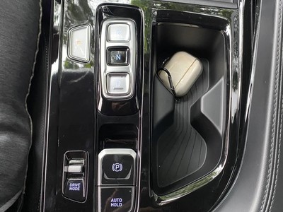 Bán xe Hyundai Custin 1.5L Turbo đặc biệt 2025, màu trắng. 9