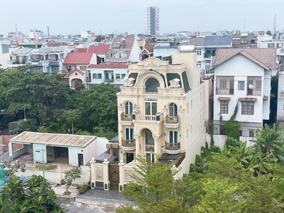 Villa thông sàn 5 tầng   đang cho thuê 50tr/th   vị trí độc tôn hiệp bình chánh 1