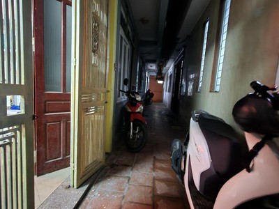 Hàng hiếm hồ tùng mậu - 30m2 -tt cầu giấy - ngõ nông - gần nhiều trường đại học - 5 tầng kín - 4 3