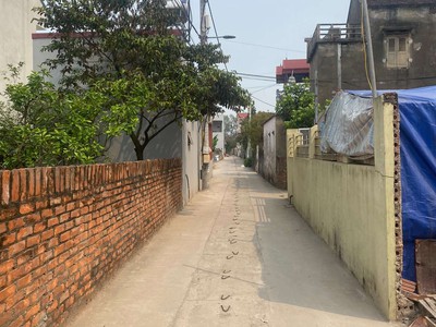 Cc gấp bán 92m full thổ cư,ngõ rộng ô tô,gần trường,chợ,kcn,giá 45tr/m 1