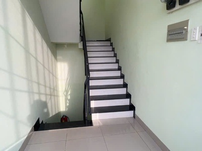 dòng tiền 50tr/tháng - 17.5ty - chdv 3 tầng - 23 phòng - long thạnh mỹ q9 1