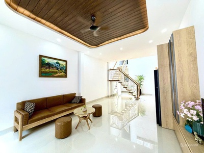 Cho thuê nhà mới sân vườn phường phước long,  tp nha trang 1