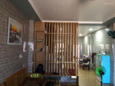 Bán căn nhà 1 lầu,1 trệt,đầy đủ tiện nghi. đường số 1 ,sát ủy ban suối nghệ .nhà đẹp 1