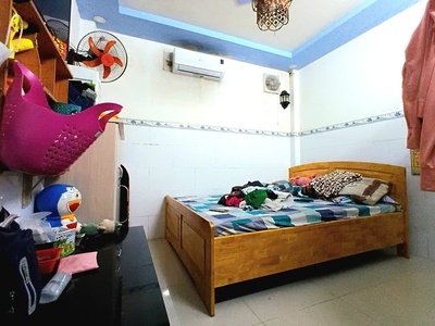 Giá mềm nhất quận 6: tân hoà đông- p.14-căn góc- dt: 48m   4,5m nở hậu 6m  2 tầng - hẻm 3g thông 3