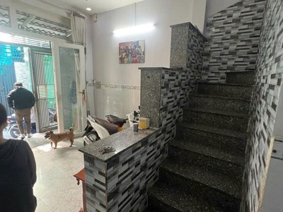 Giá mềm nhất quận tân phú:3.85 tỷ - trần quang cơ - dt: dt 3,7m x 12m, nhà đúc btct 1 trệt 2 lầu 1