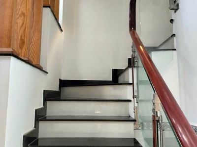 Siêu phẩm nhà đ số 21 mã lò giáp lê văn quới hẻm xe hơi thông 56m2,4 tầng nhỉnh 4 tỷ 3