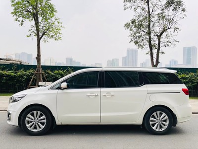 Bán xe Kia Sedona 2.2 DATH 2016, màu trắng. 2