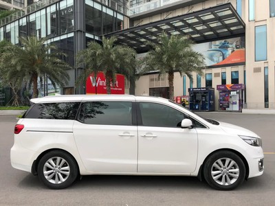 Bán xe Kia Sedona 2.2 DATH 2016, màu trắng. 3