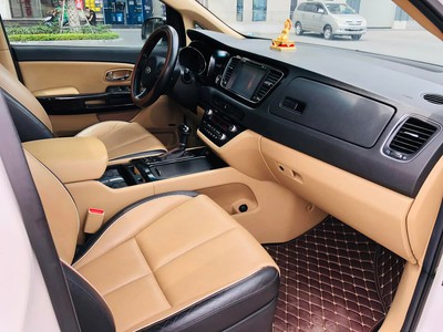 Bán xe Kia Sedona 2.2 DATH 2016, màu trắng. 10